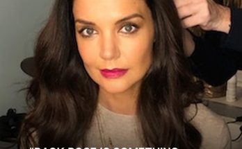 'OMG!': Katie Holmes Wows Fans Posing in Backless Cutout Dress in Latest Outing