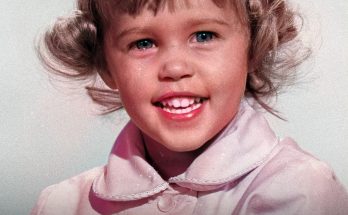 A Child Star of 'Bewitched' Left Hollywood & Became a Mother of 6 — She Stunned Users with Her Photos at 60