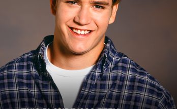 This Blonde '90s Teen Idol Now Has a Beard and Dark Hair — What Happened to Him After 'Saved by the Bell' Fame