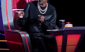 Viewers Disappointed as New Playoff Advisor Joins Snoop Dogg's Team on 'The Voice'