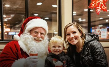 Secret Santa Asks Single Mom on a Date, but His True Identity Changes Everything — Story of the Day