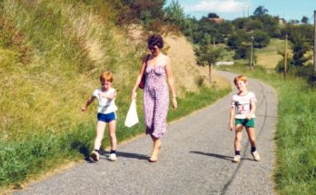 After Mom’s Death, Son Accidentally Finds His Childhood Pic with Her and Boy Who Looks Like Him — Story of the Day