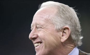 Archie Manning reveals preferred NFL landing spot for grandson, Texas star Arch Manning