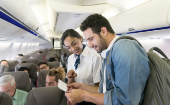 Rise of 'seat squatters' on flights prompts etiquette debate: Expert weighs in