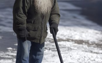 Old Janitor Gives His Jacket to a Freezing Girl on the Street