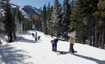 Teen dead at ski resort near posh mountain town