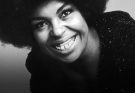 Roberta Flack, 'Killing Me Softly with His Song' Singer, Passes Away — Details