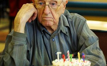 Old Man Goes to Visit Daughter for His 80th Birthday, She Doesn't Let Him Enter Her House – Story of the Day