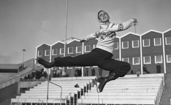 Figure skating community mourns the loss of legend Dick Button in the wake of D.C. plane crash tragedy