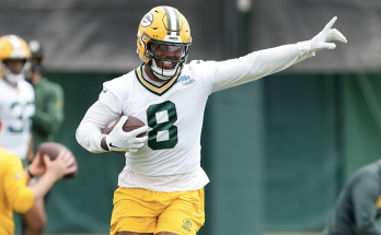 Packers' Josh Jacobs teams up with USAA to surprise 34-year Marine veteran with Super Bowl LIX tickets