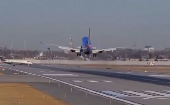 Southwest flight barely misses collision at Chicago Midway International