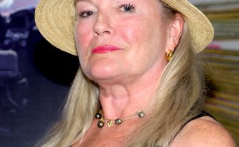 This '70s Icon Gave Up Her Baby Just 3 Days After Birth — What She Did 22 Years Later Will Break You