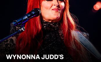 Wynonna Judd, 60, Sparks Fan Discussion With Her Appearance at the 60th ACM Awards – Photos