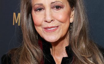 Abused by Her Famous Ex & Mourning a Lost Child, This Singer Finally Found Love Again in Her 70s — Her Story