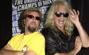 Sammy Hagar slams David Lee Roth, 'wanted to break the guy's f---in' neck' over concert no-shows