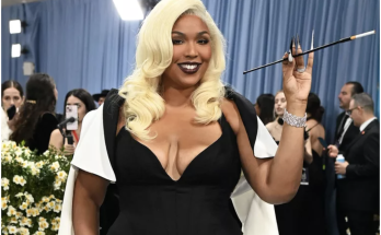 Lizzo Debuts Platinum Blonde Hair at 2025 Met Gala as She Shows Off Weight Loss in Curve-Hugging Gown