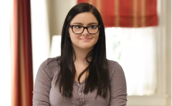 Ariel Winter Calls This Modern Family Costar Her 'Best Friend': We're 'Extremely Close' (Exclusive)