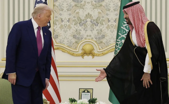 Trump offers Iran choice: Drop nuclear weapons or face 'maximum pressure'