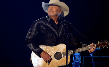 Alan Jackson retires from touring after 30 years on the road