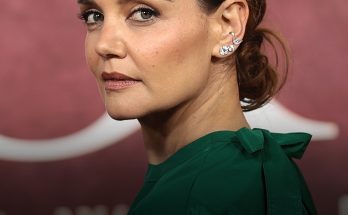 Tonys 2025 Wrap-Up in Photos: Katie Holmes' 'Bed Sheets' Skirt, George & Amal Clooney's Kiss & More