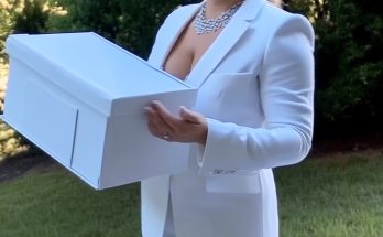 My Ex's New Wife Bought My Daughter a $1,000 Prom Dress to Humiliate Me and Win Her Over — What My Daughter Did Left Everyone Speechless