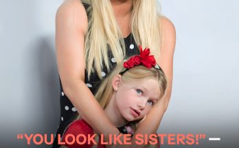 'Which One Is the Daughter?': Fans React to Jessica Simpson's Photo with 13-Year-Old 'Twin' Maxwell