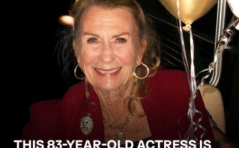This 83-Year-Old Actress Is Worshipped by Her 'Grease' Heartthrob Husband as His 'Goddess' – Their 44-Year Love Story in Photos