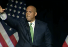 Booker slammed for alleged 'Nazi salute' to Cali Dems just months after Musk was dragged for same gesture